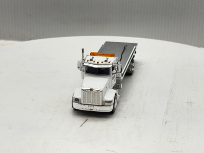 1/64 Peterbilt 385 Rollback White