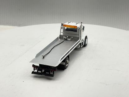 1/64 Peterbilt 385 Rollback White