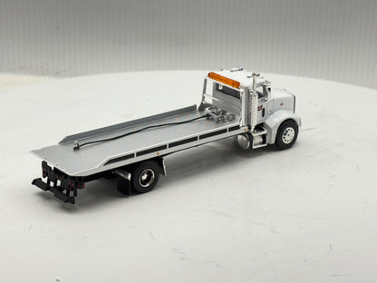 1/64 Peterbilt 385 Rollback White