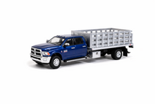 1/64 RAM 3500 Laramie (Blue-Silver)