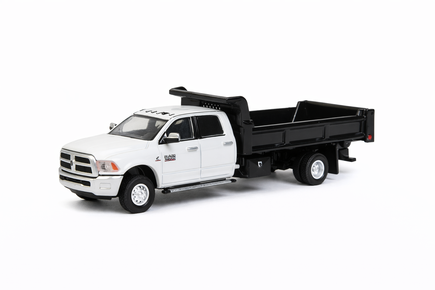 1/64 RAM 3500 Laramie (White-Black)