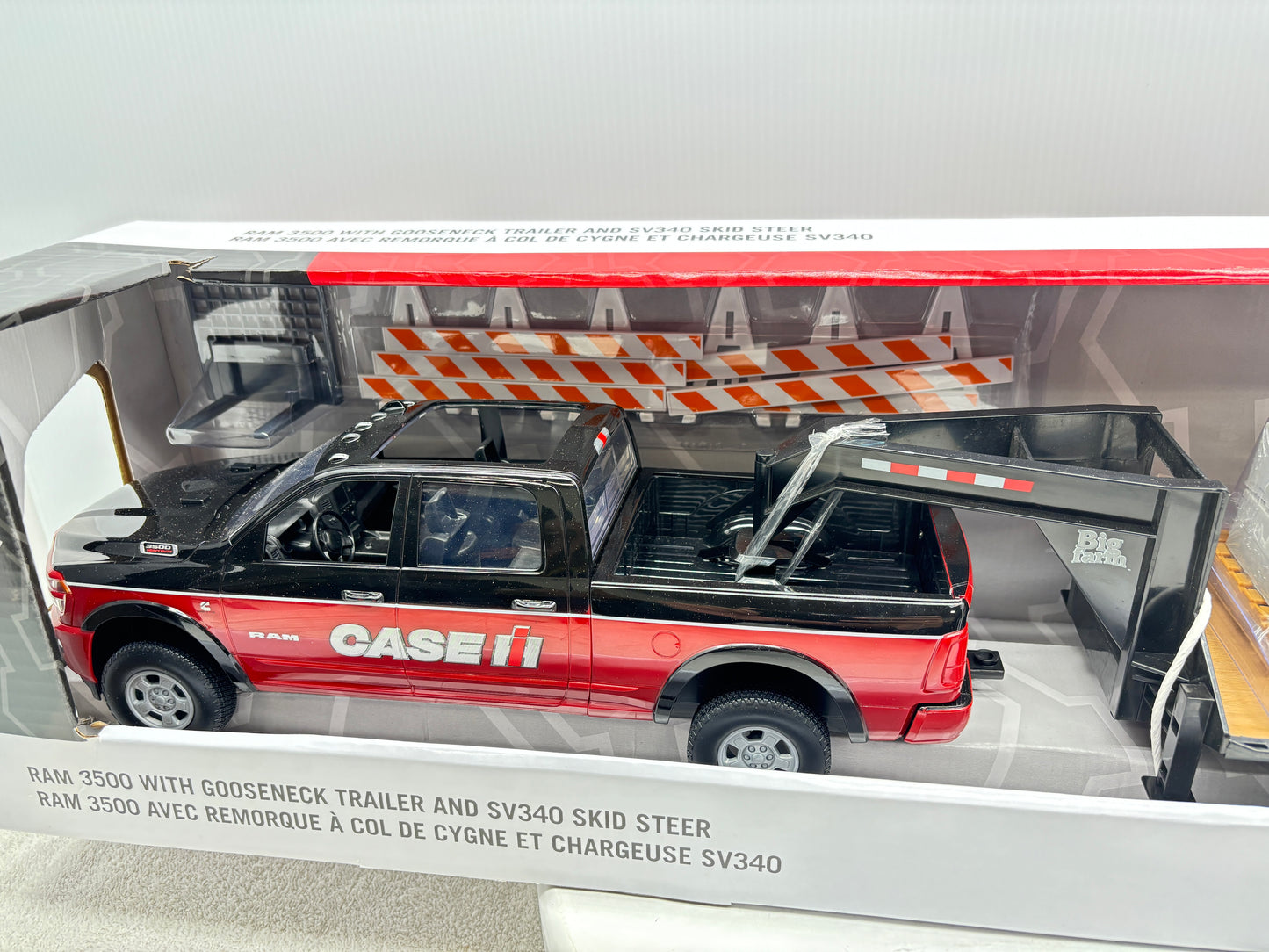 1/16 RAM 3500 wtih SV340 Skid Steer