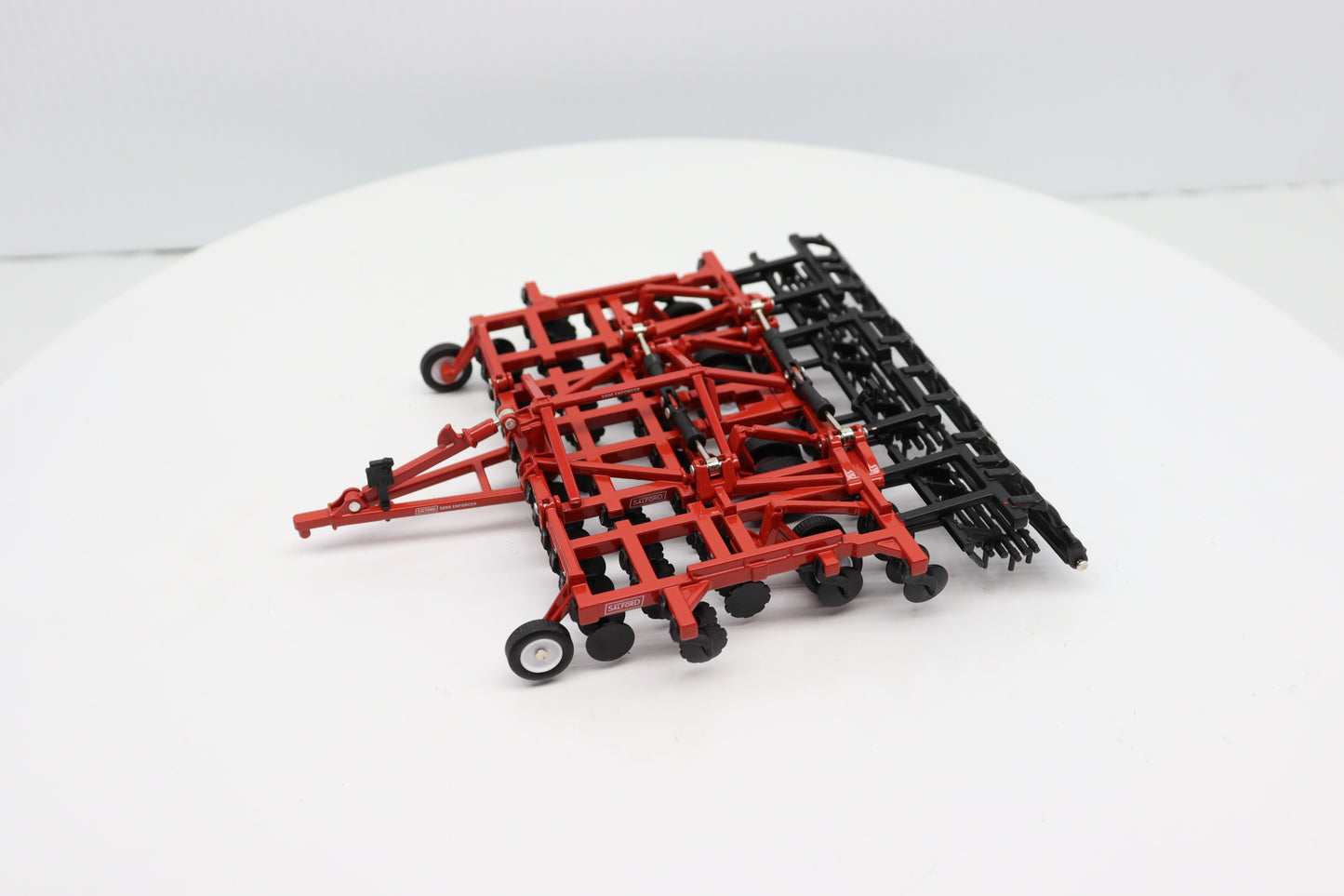 1/64 Salford 5200 Enforcer
