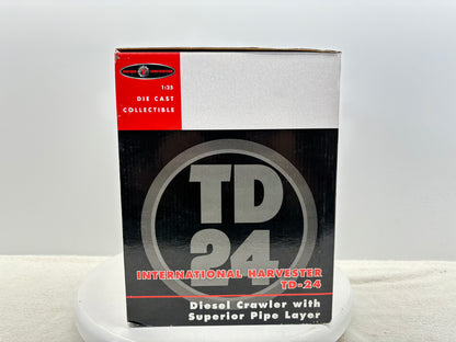 1/25 International TD-24 Pipe Layer
