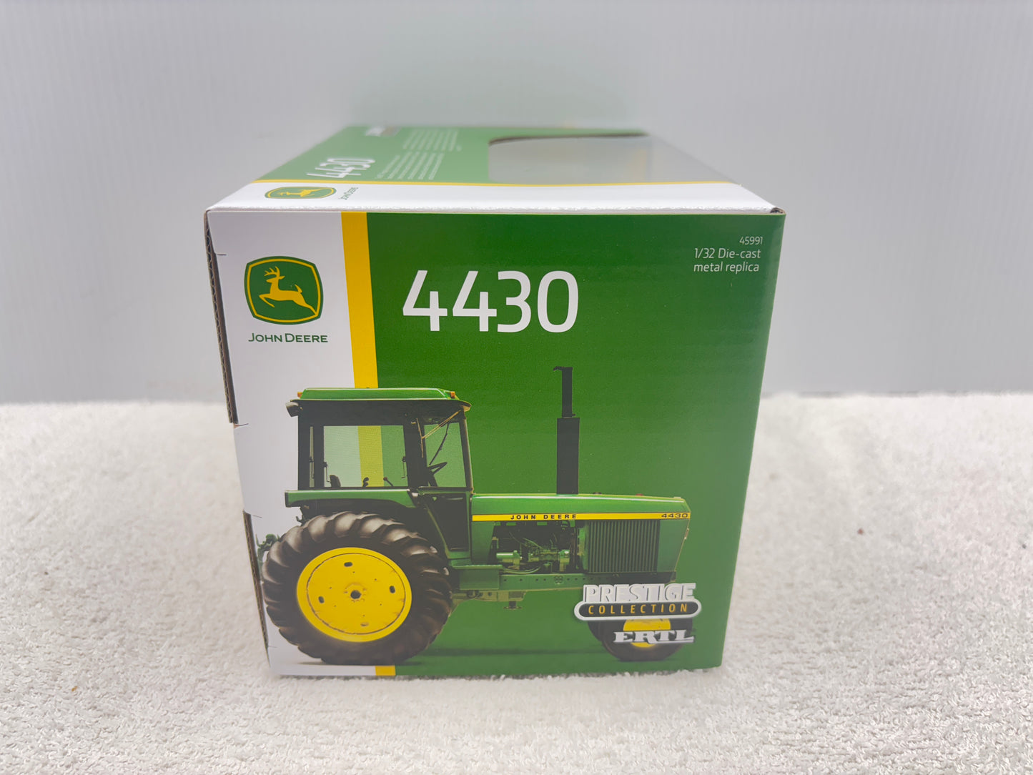1/32 John Deere 4430 Prestige