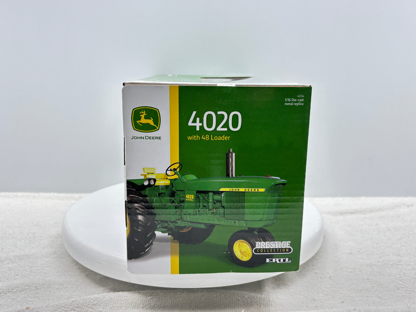1/16 John Deere 4020 with 48 Loader