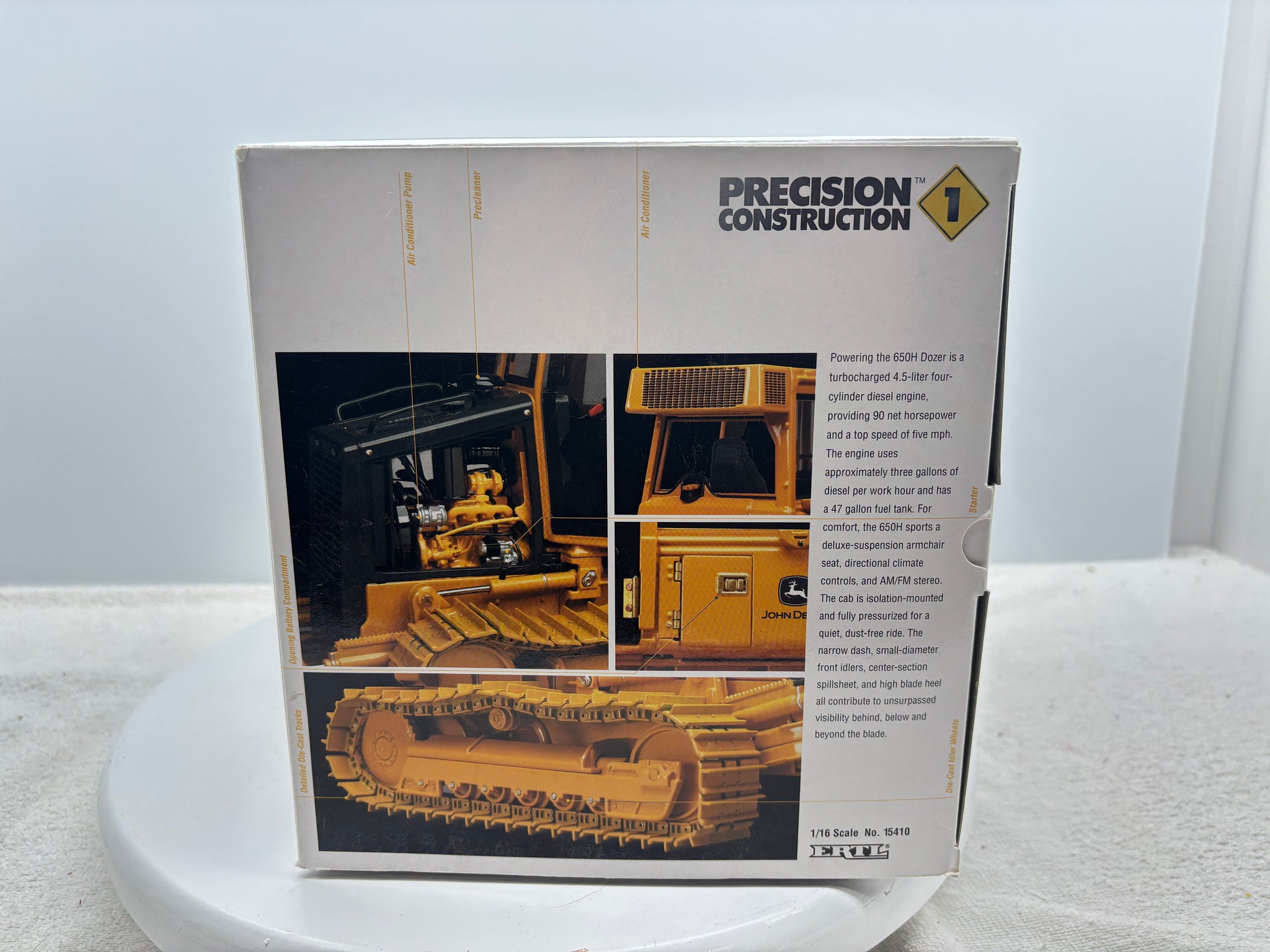 1/16 John Deere 650H Precision