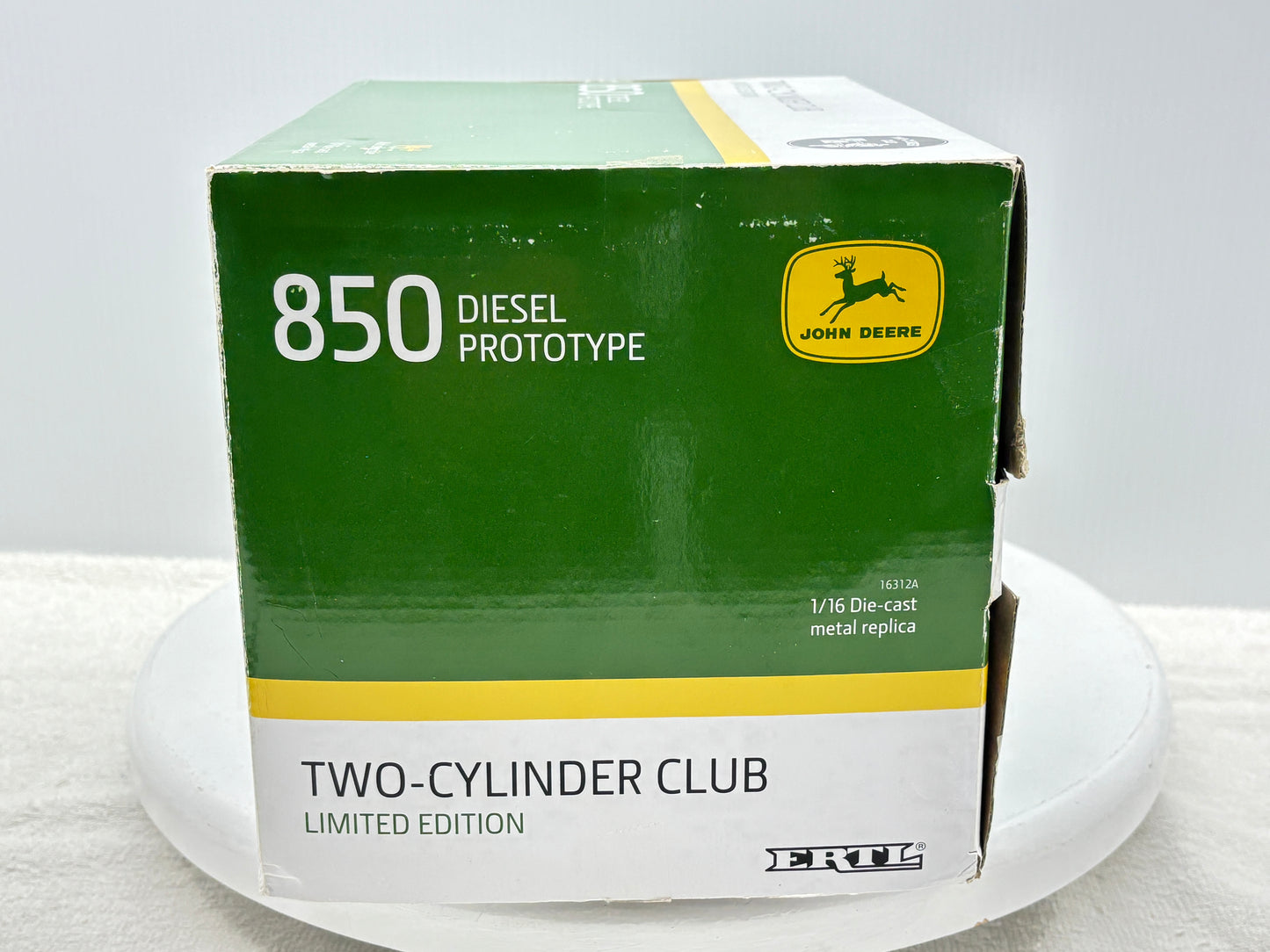 1/16 John Deere 850 Prototype Two Cylinder