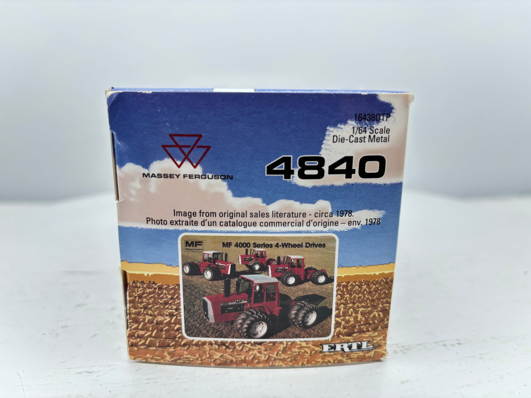 1/64 Massey Ferguson 4840 NFTS