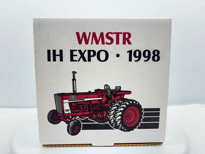 1/16 International Farmall 806 WMSTR