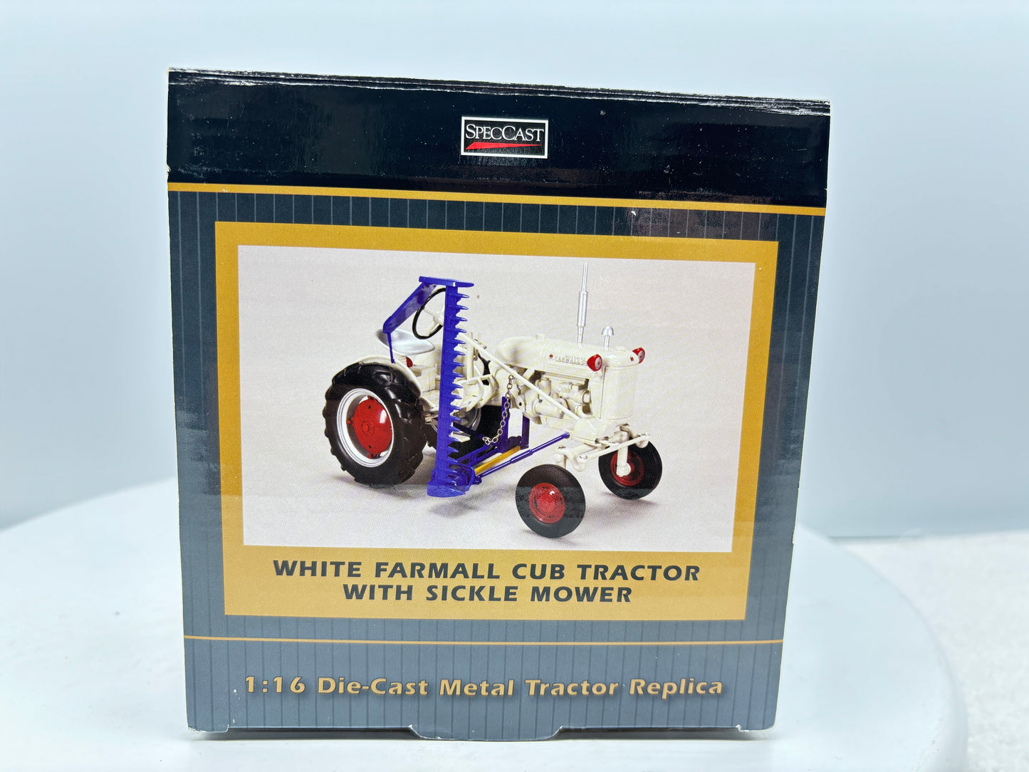 1/16 International  Farmall Club with Mower