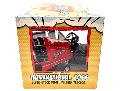 1/16 International 1066 ''Super Rooster'' Pulling tractor