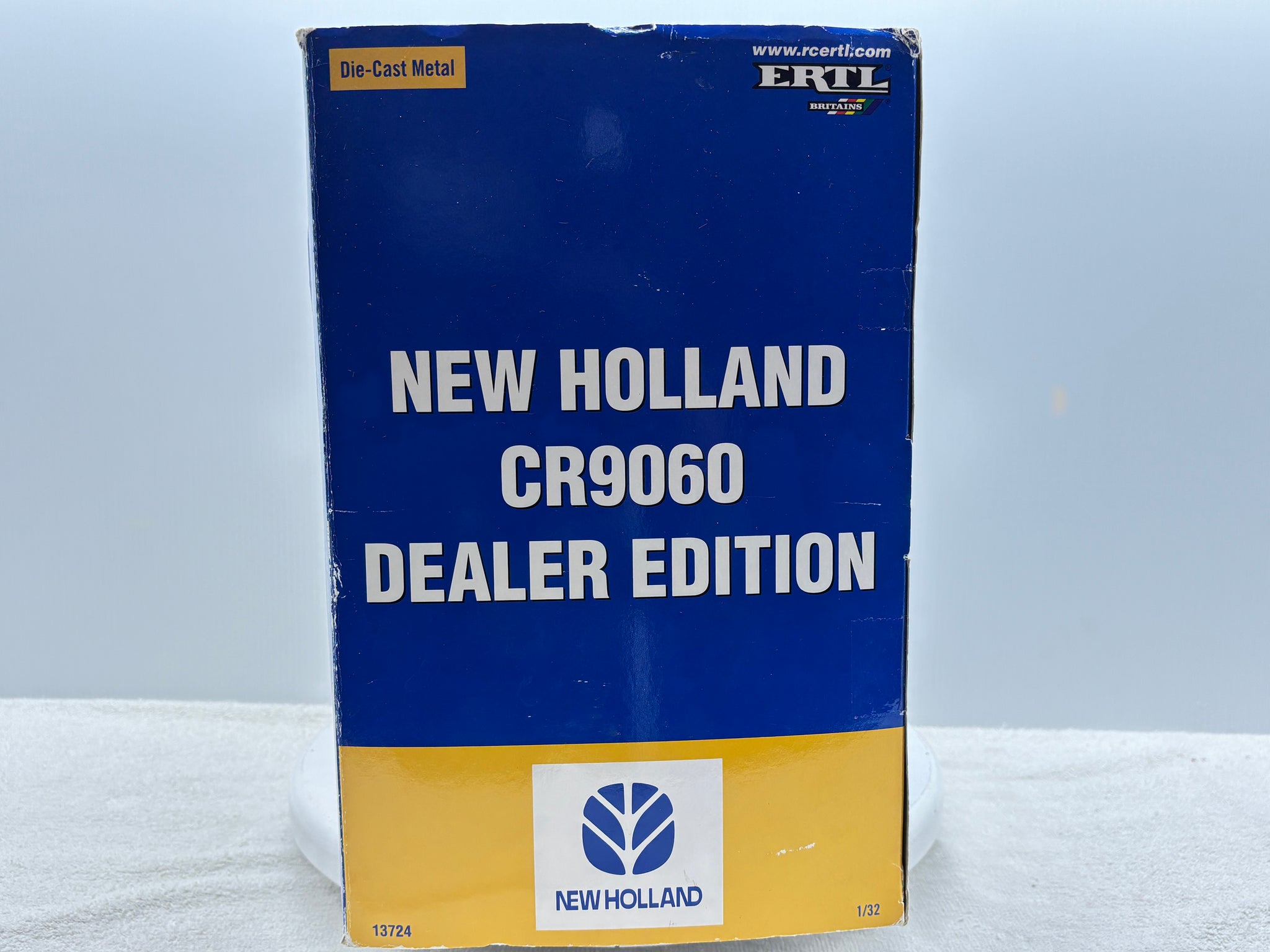 1/16 New Holland CR9060