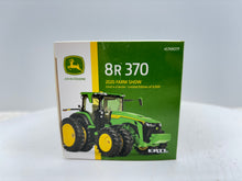 1/64 John Deere 8R 370 Farm Show