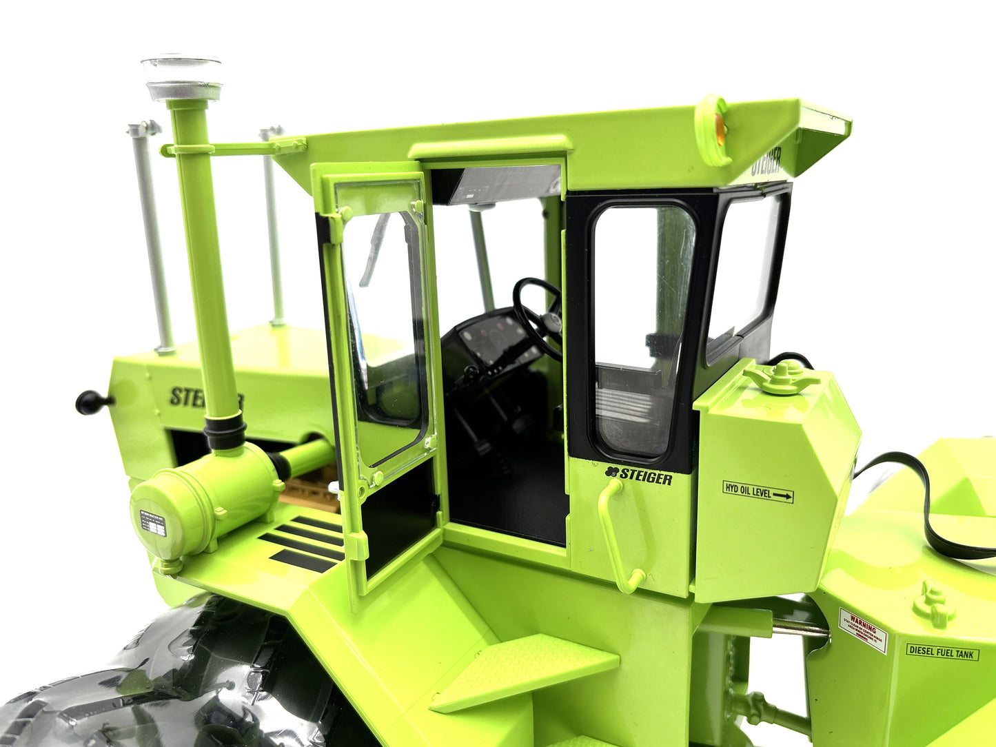 1/16 Steiger Bearcat II Prestige