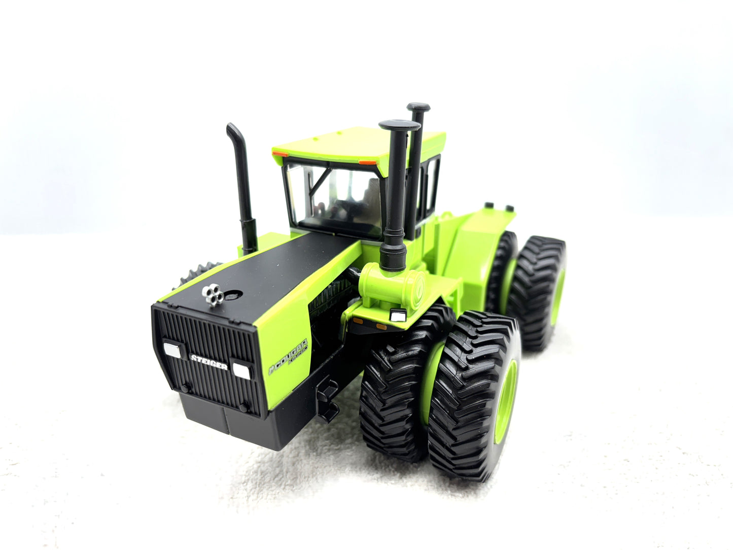 1/32  Steiger Cougar IV KM-280