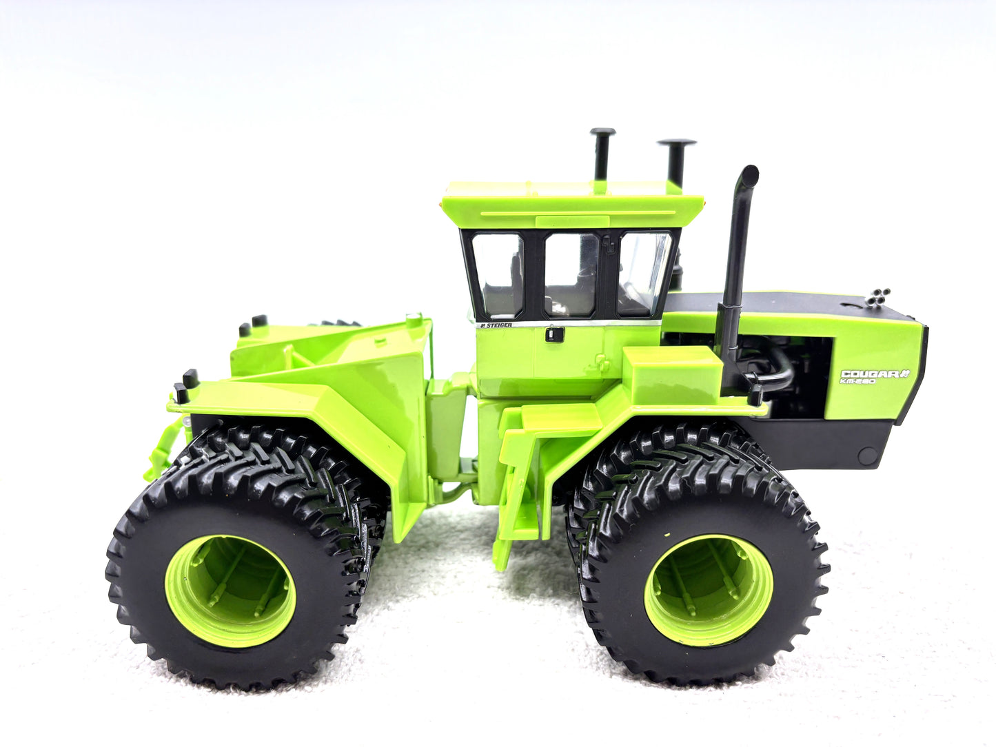 1/32  Steiger Cougar IV KM-280