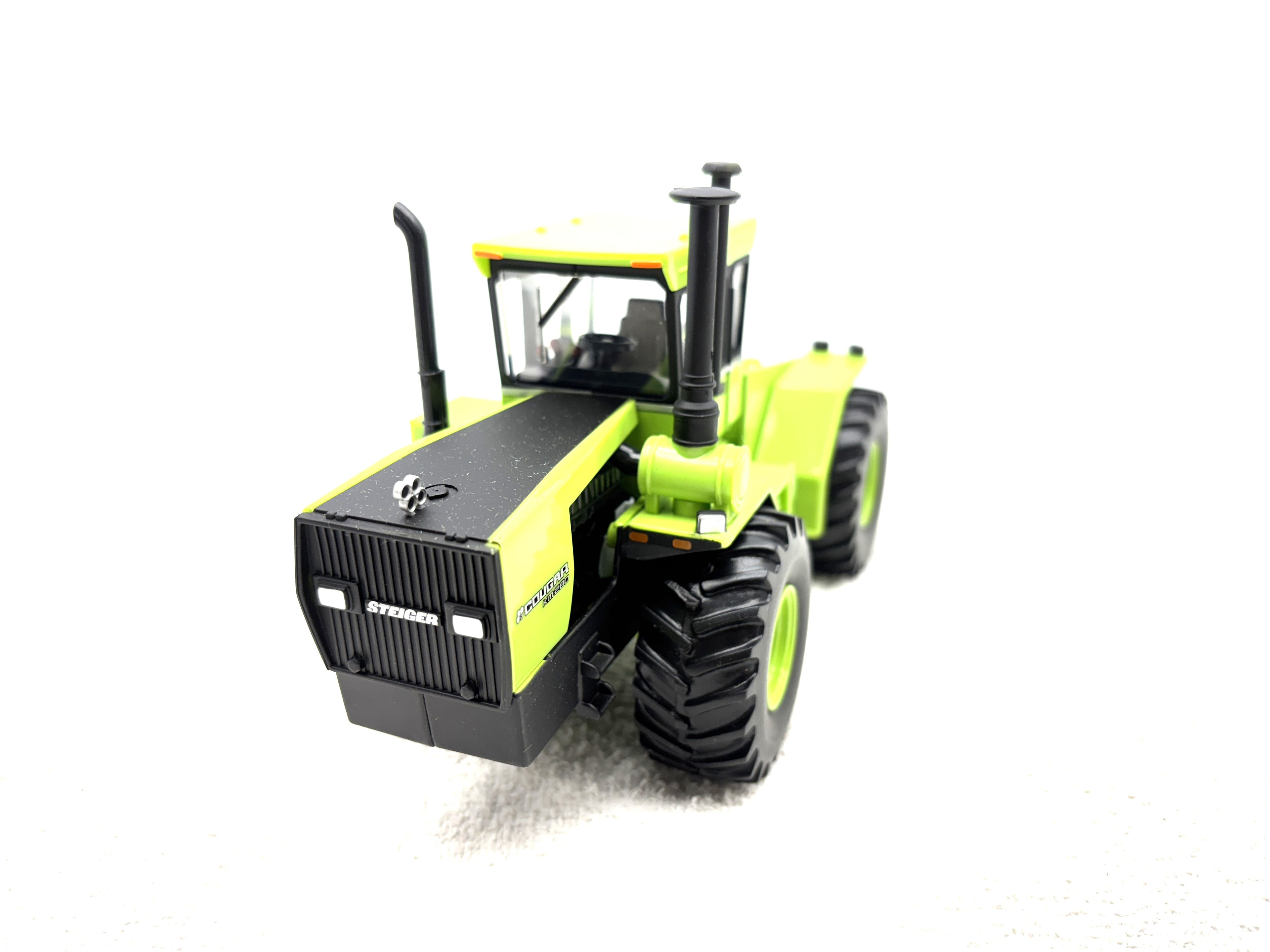 1/32 Steiger Cougar IV KM-280 Prestige