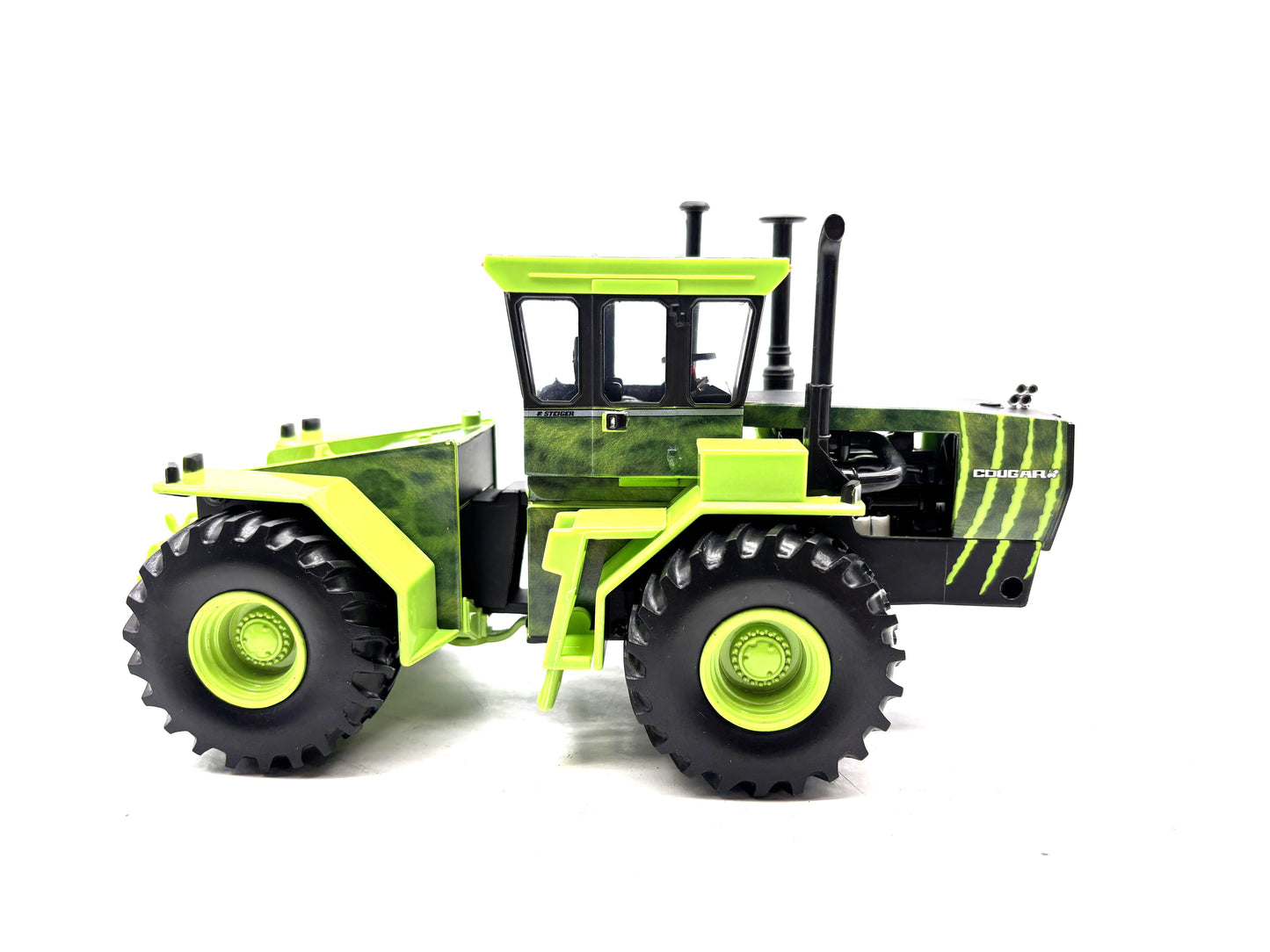 1/32 Steiger Cougar ''Wild About Steiger''