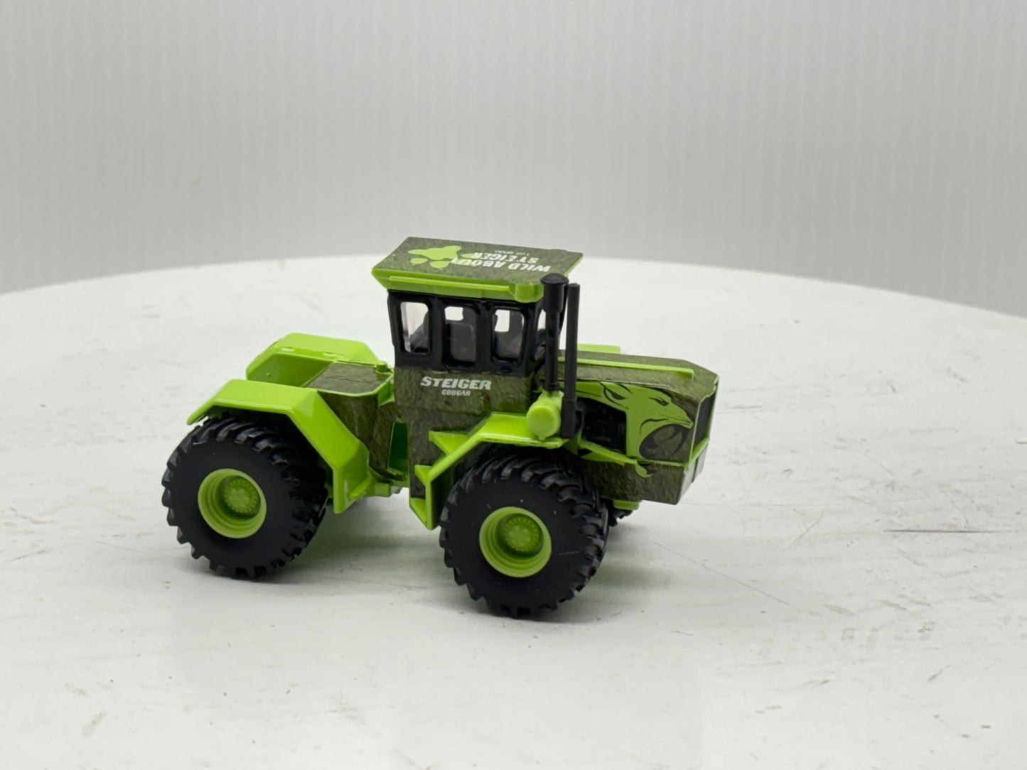 1/64 Steiger Cougar