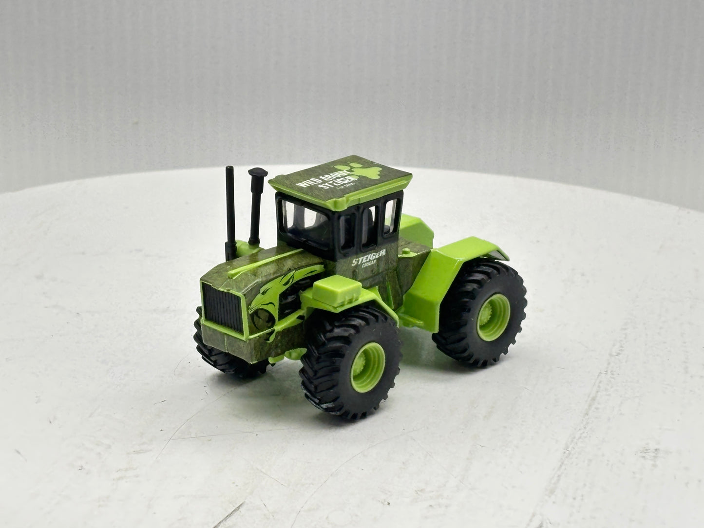 1/64 Steiger Cougar