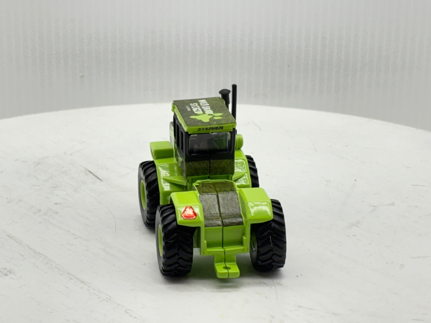 1/64 Steiger Cougar