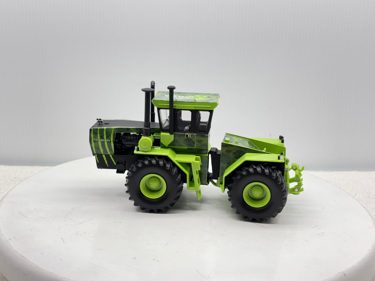 1/32 Steiger Cougar ''Wild About Steiger''