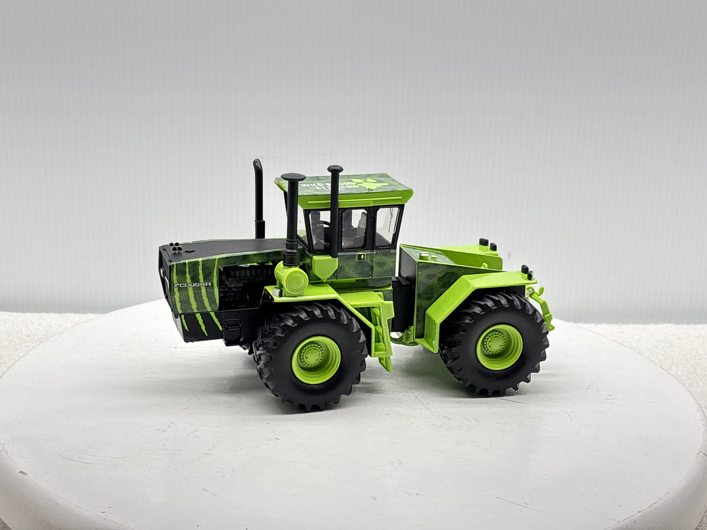 1/32 Steiger Cougar ''Wild About Steiger''