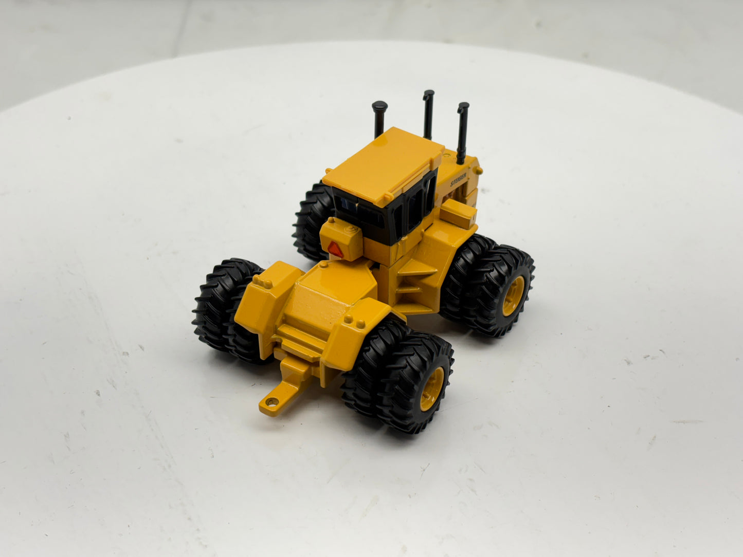 1/64 Steiger St-200 Super Wildcat II