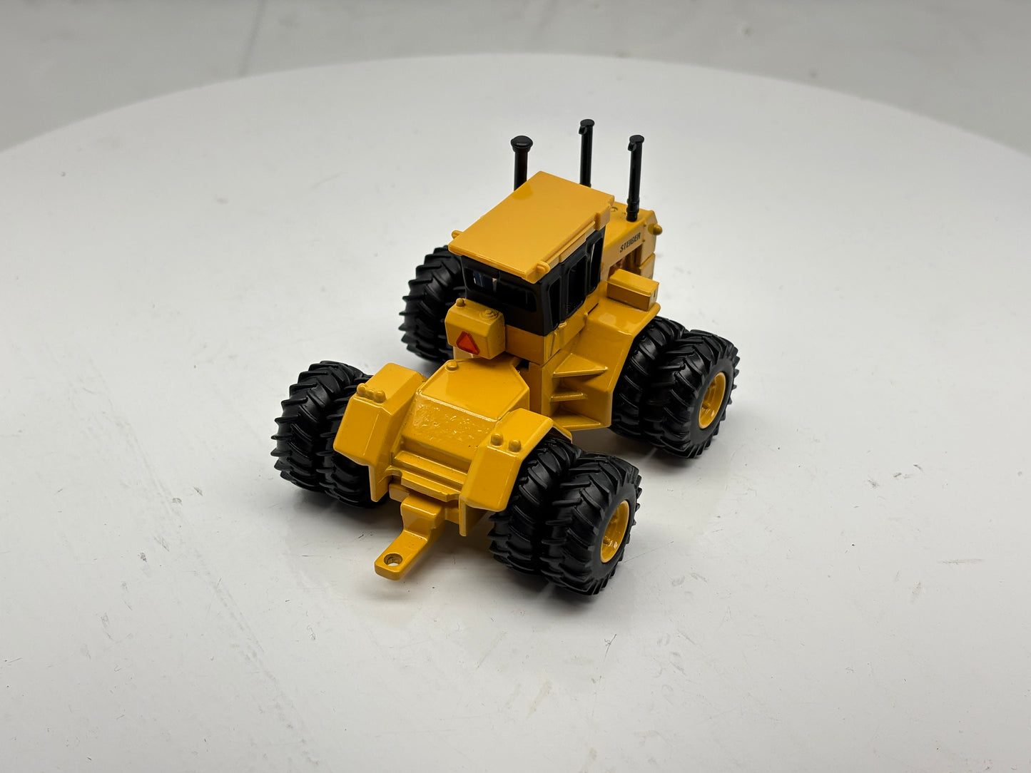 1/64 Steiger St-200 Super Wildcat II