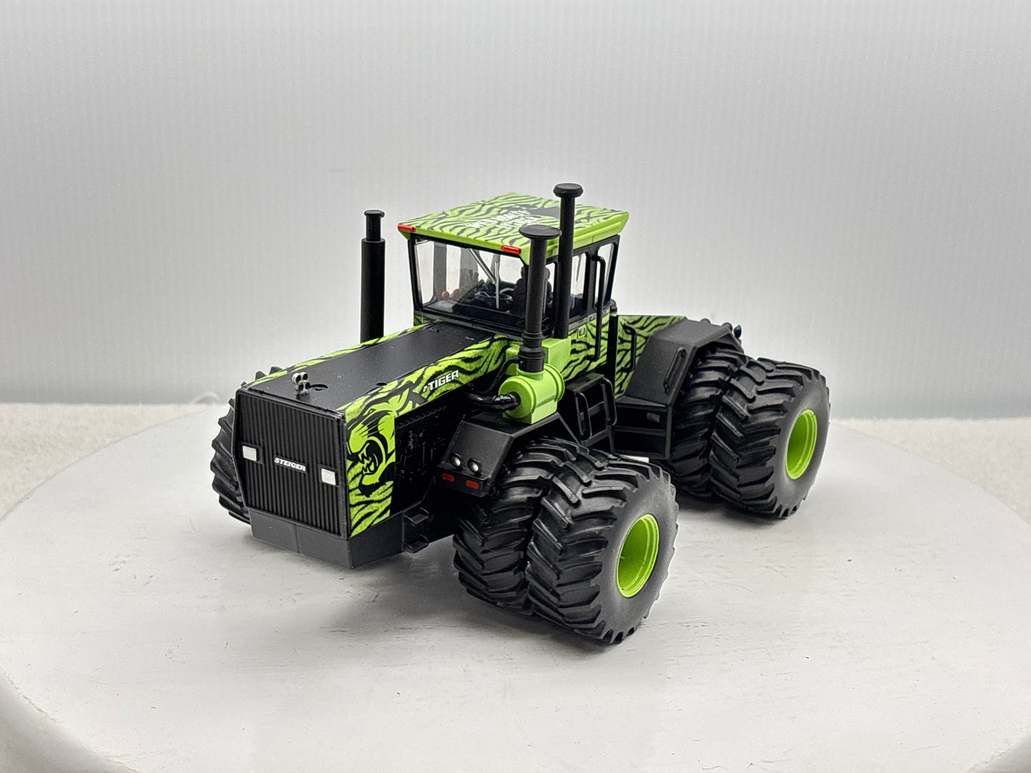 1/32 Steiger Tiger ''Wild About Steiger''