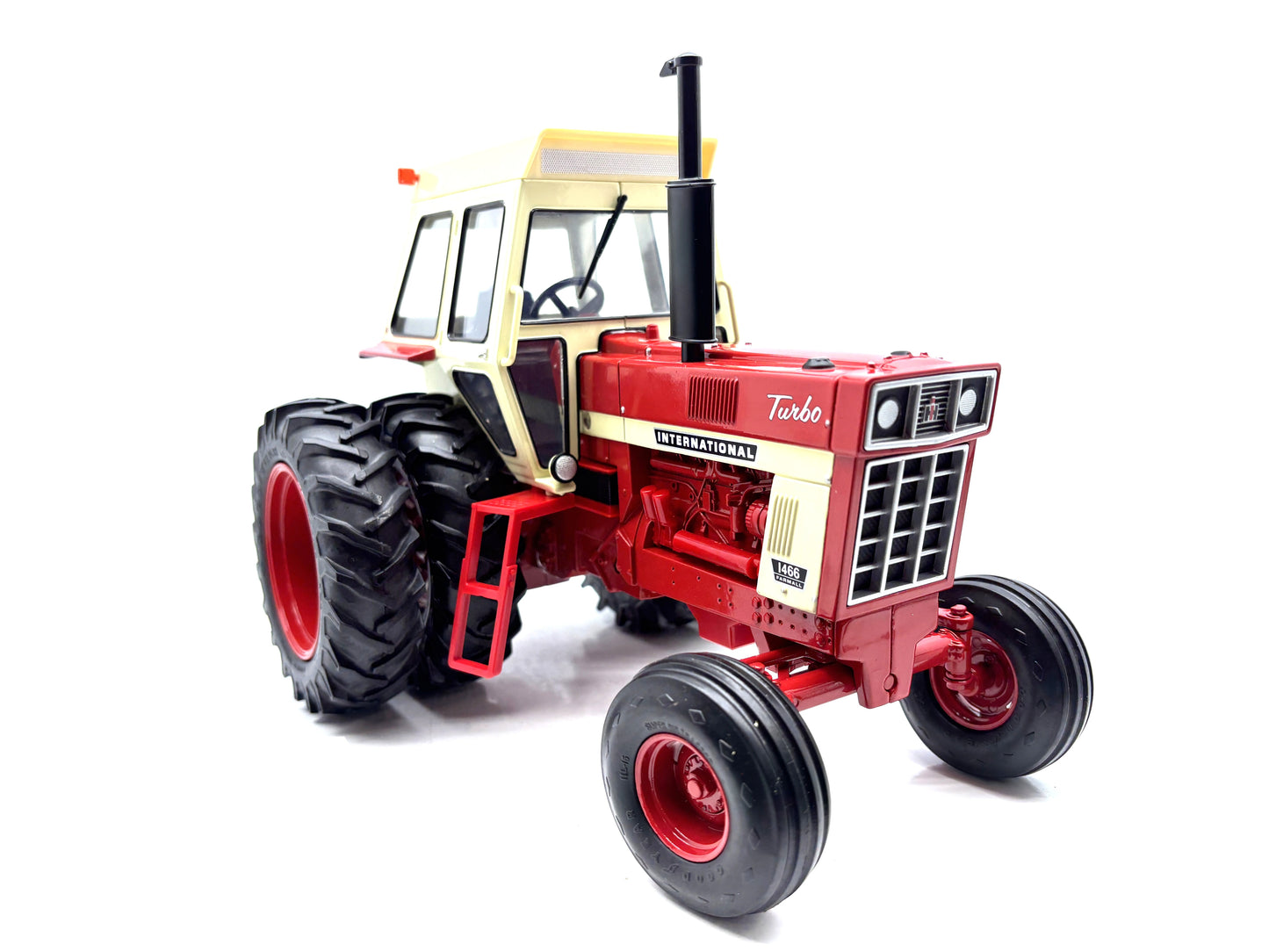 1/16 International 1466