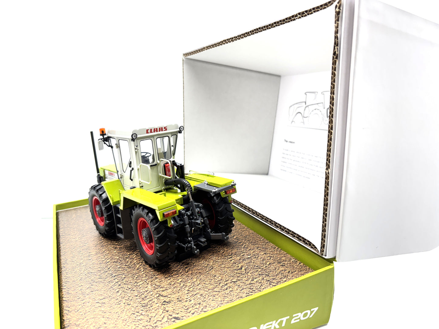 1/32 Claas Xerion 207