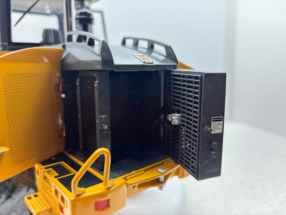 1/16 John Deere 544J