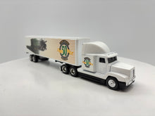 1/64 Freightliner 50th Combine