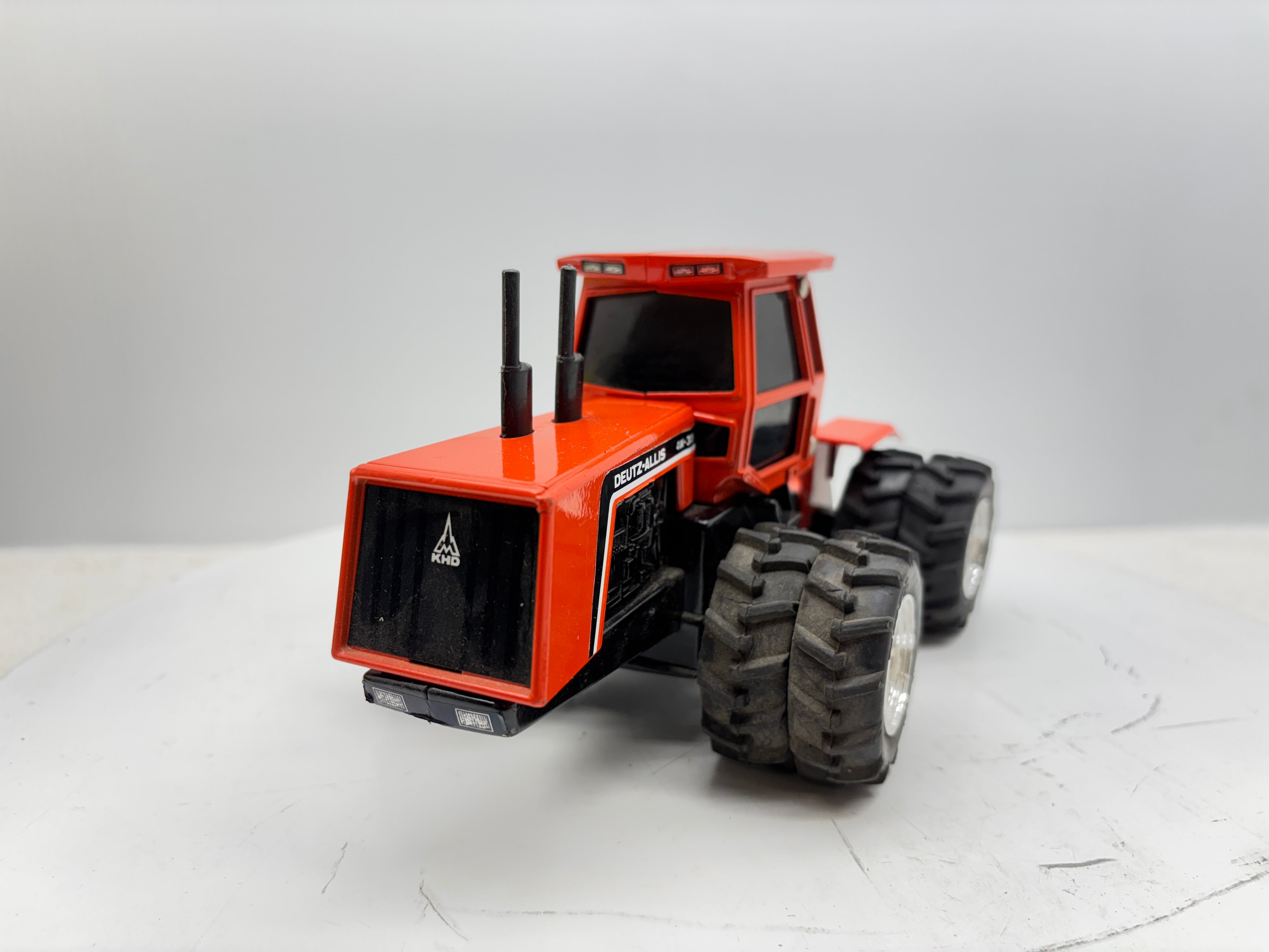 1/32 Deutz-Allis 4W-305 Chrome Rims