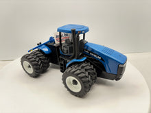1/32 New Holland TJ450