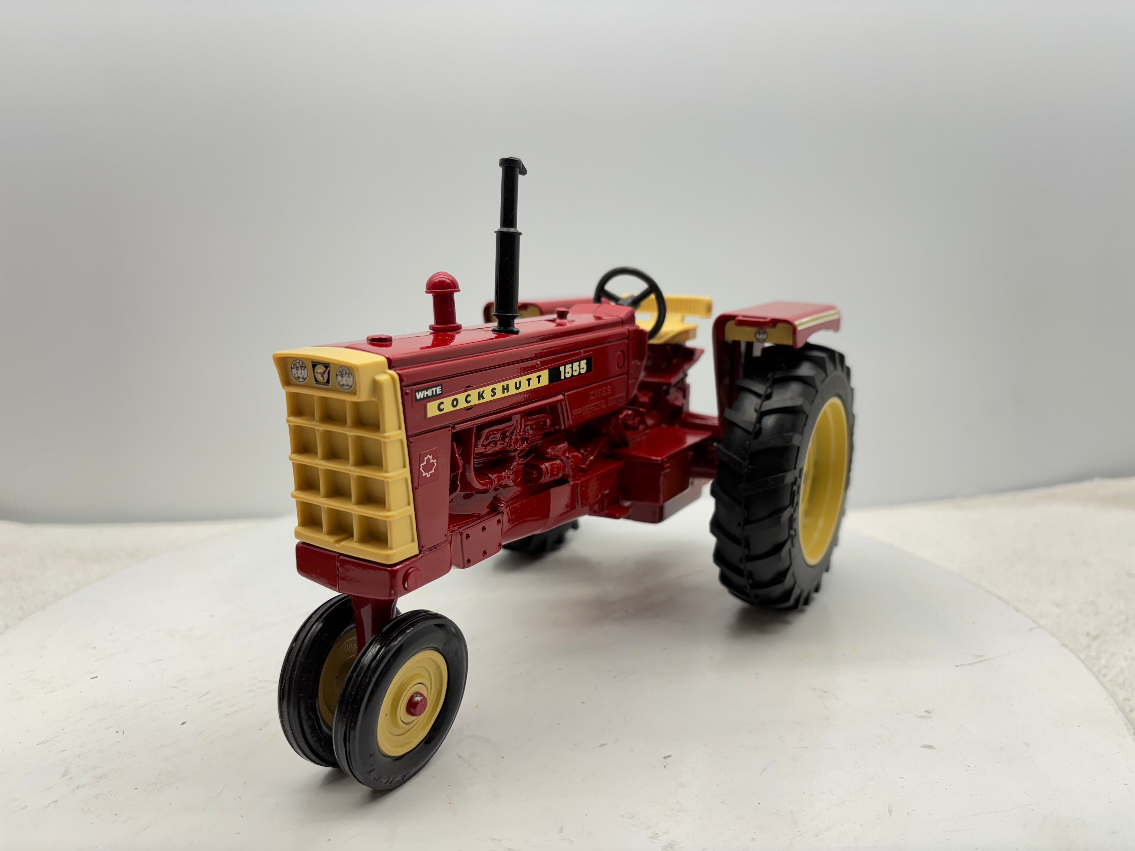 1/16 Cockshutt 1555 C.I.F.E.S