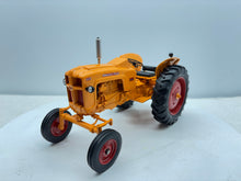 1/16 Minneapolis-Moline 445 Gas