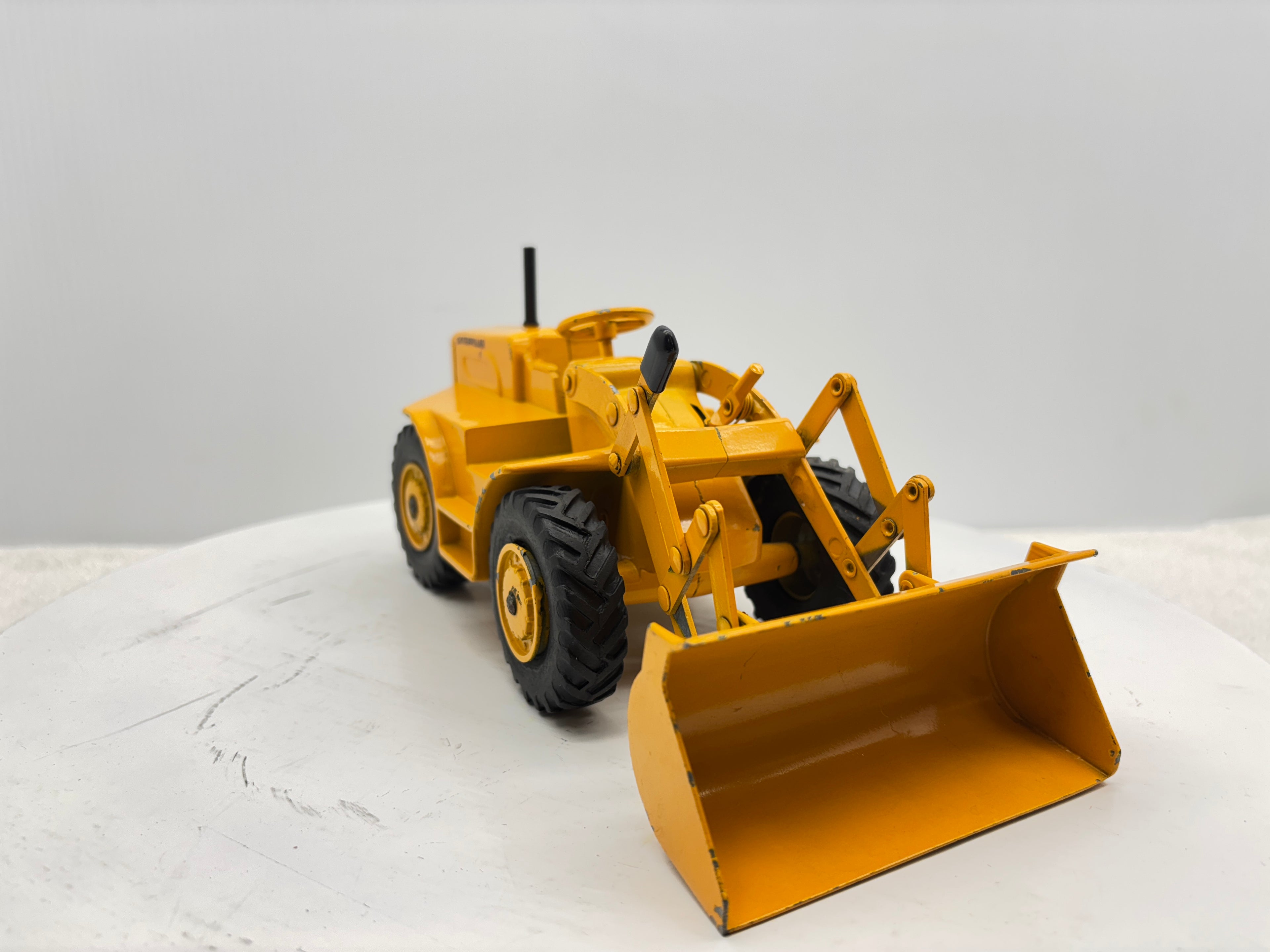 1/24 Caterpillar 950 Loader