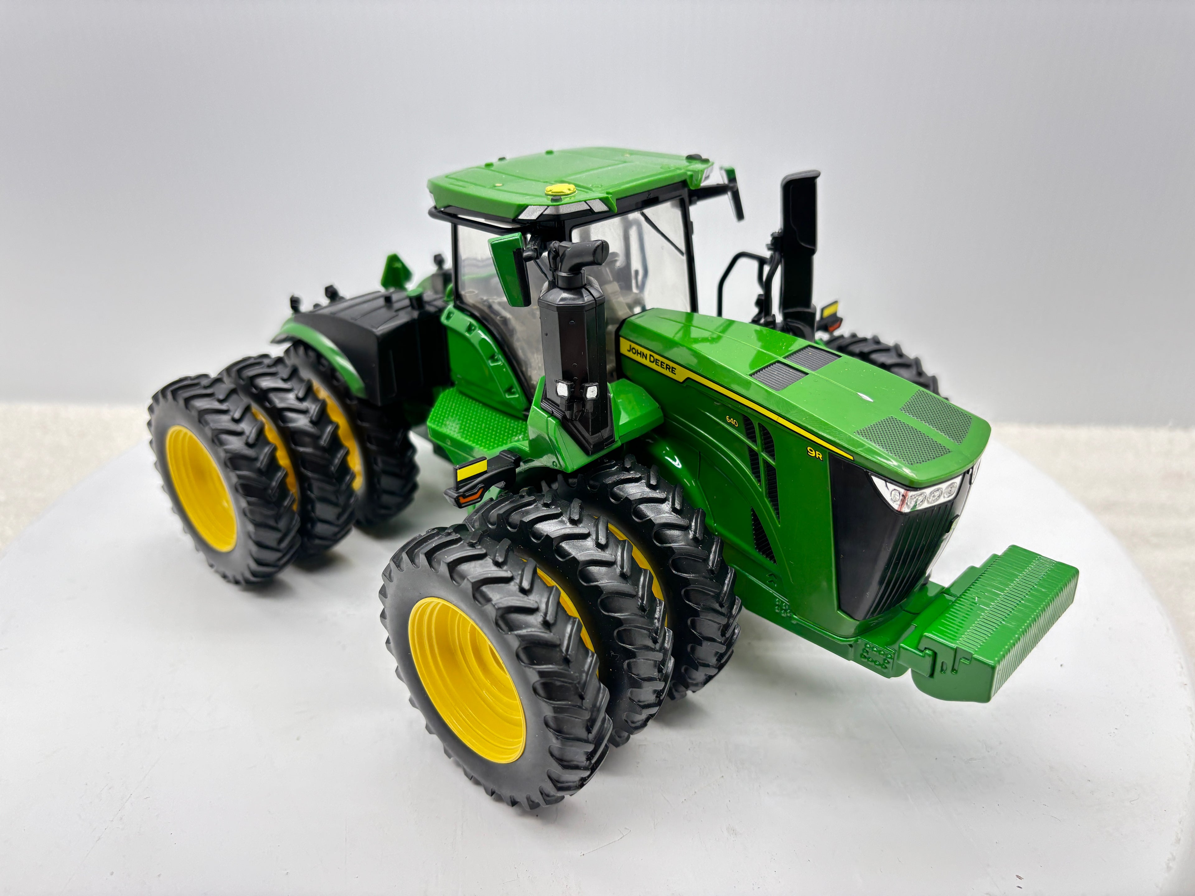 1/32 John Deere 9R 640 Custom
