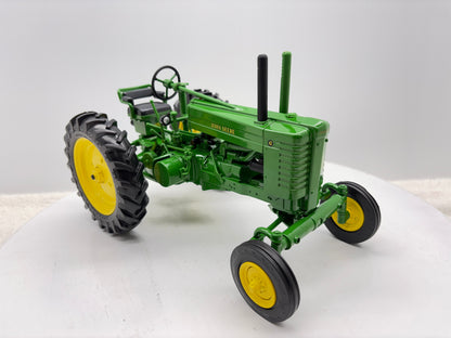 1/16 John Deere Model G Prestige