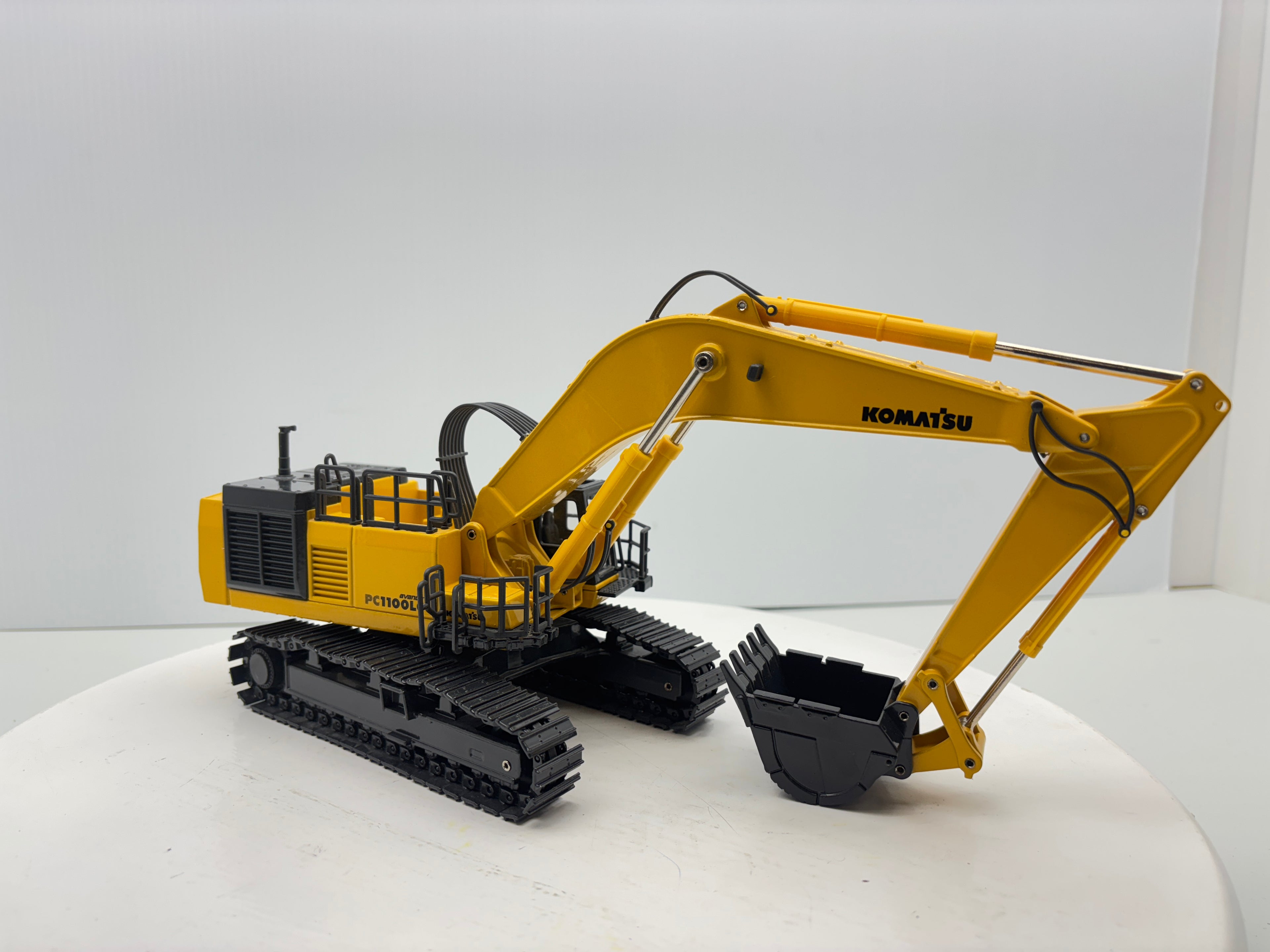 1/50 Komatsu PC 1100LC-6