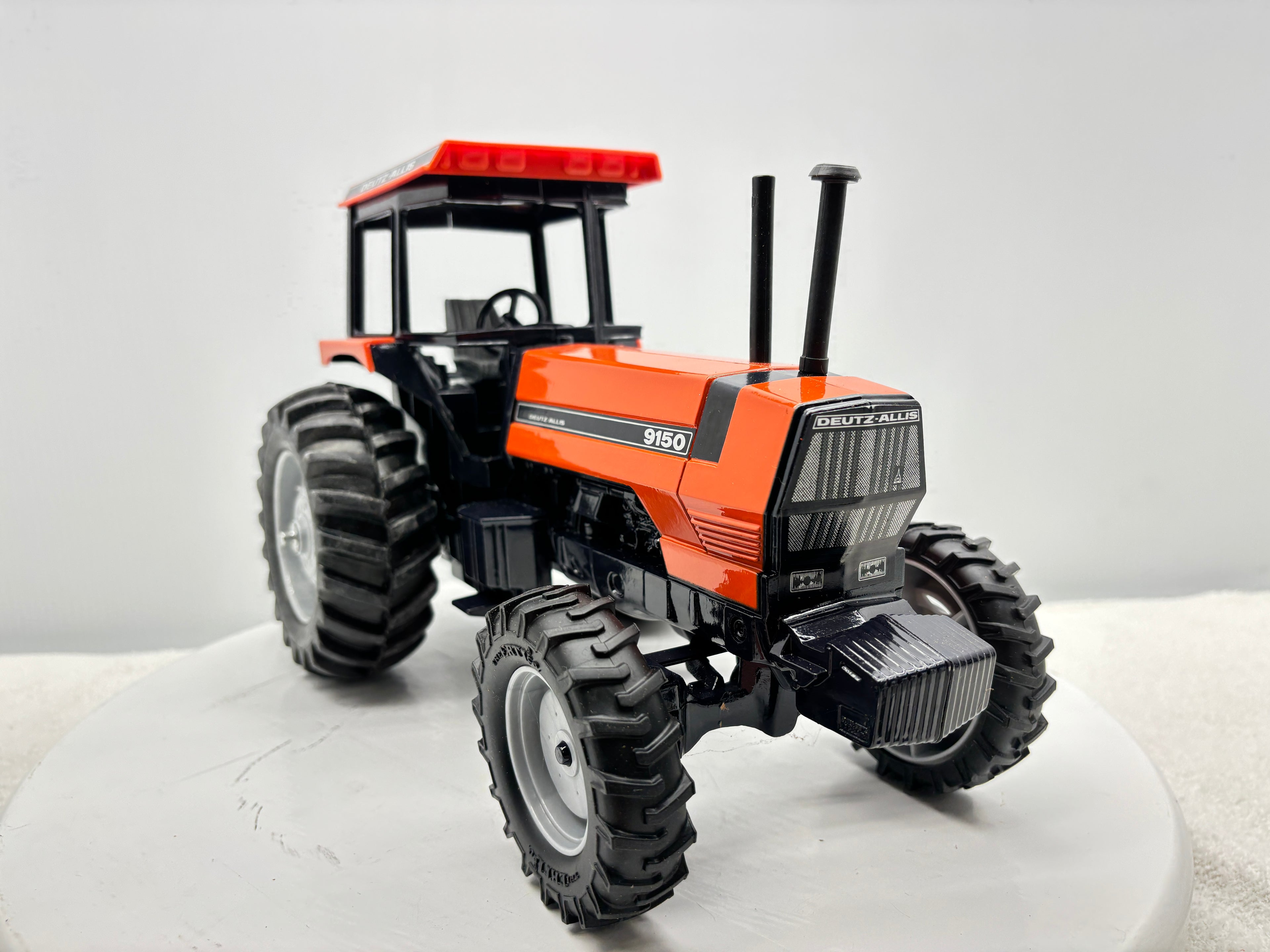 1/16 Deutz-Allis 9150 4wd Orange Special Edition
