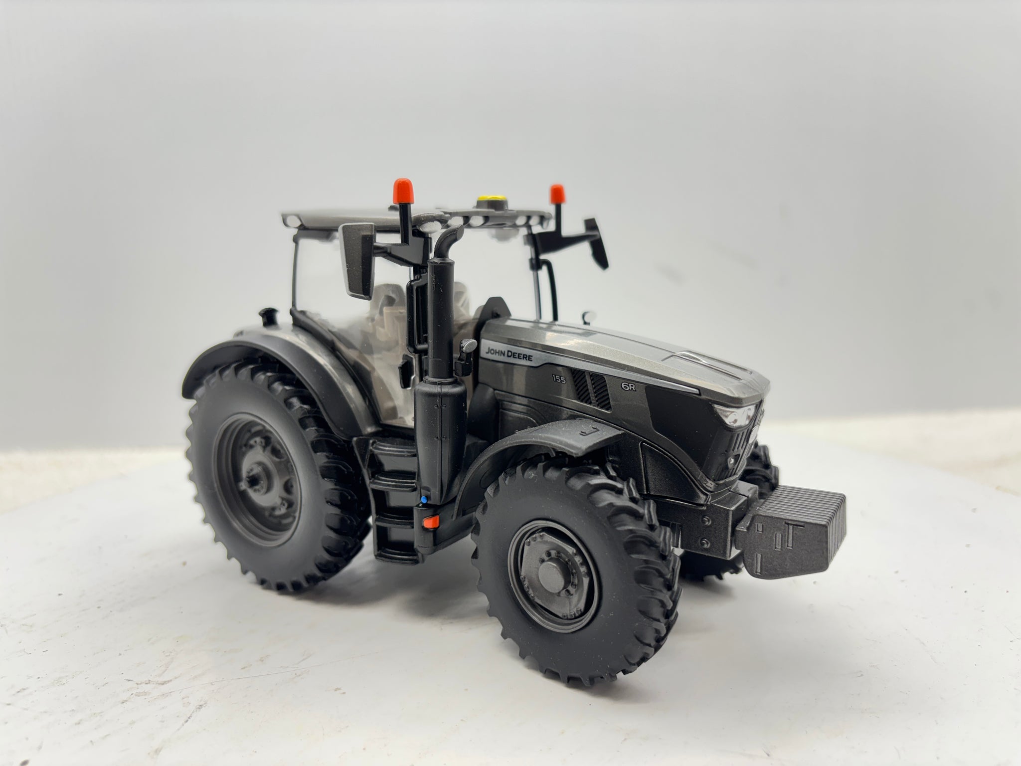 1/32 John Deere 6R 155 Charcoal