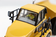 1/50 Caterpillar 725