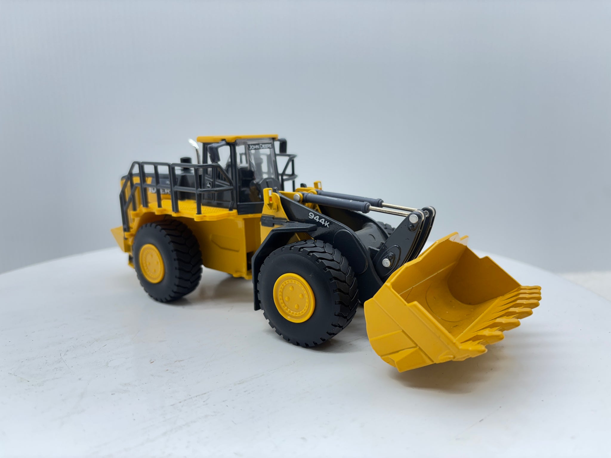 1/50 John Deere 944k