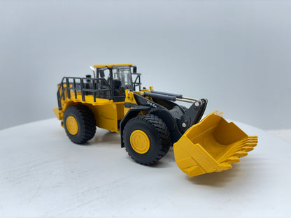 1/50 John Deere 944k