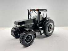 1/32 International Magnum 7140 Black