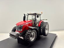 1/32 Massey Ferguson 8680